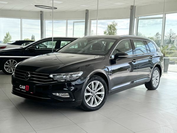 Volkswagen Passat 2.0TDI DSG Navi Distronic