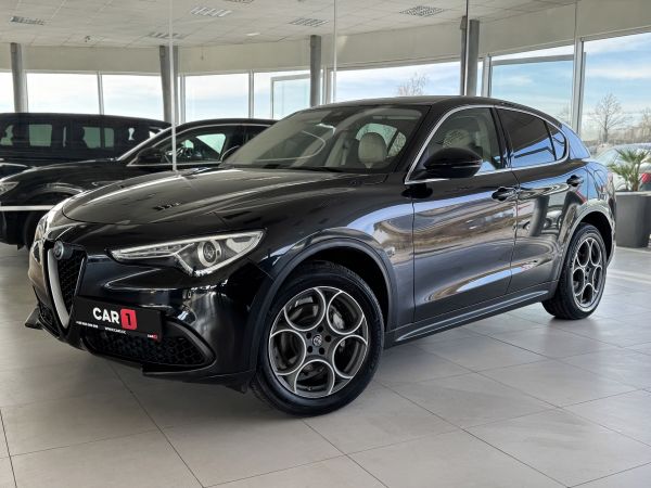 Alfa Romeo Stelvio 2.0T Q4 206kW KeyLess