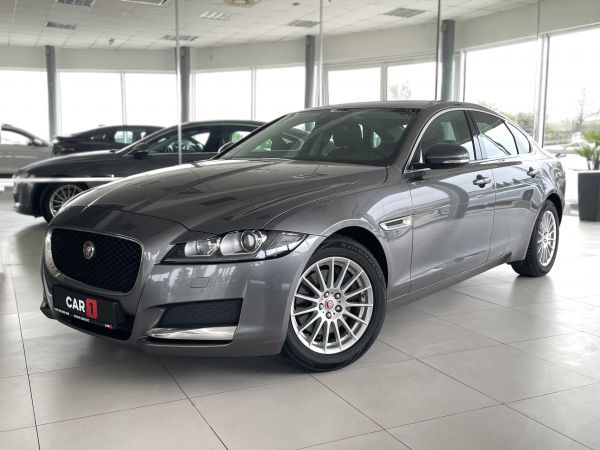 Jaguar XF 20d Prestige REZERVACE