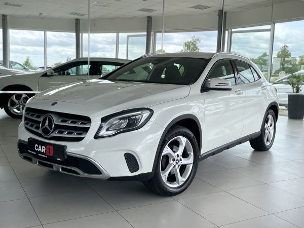 Mercedes-Benz GLA 200d LED Navi Kamera El.Kufr