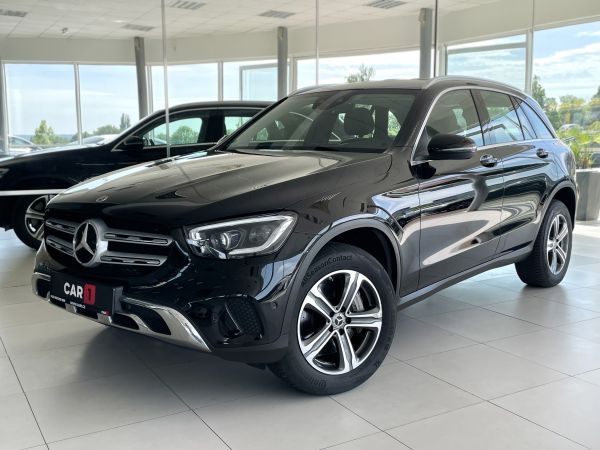 Mercedes-Benz GLC 300e 4Matic Webasto Tažné